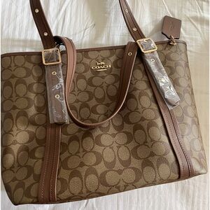 Coach Logo Brown Bag